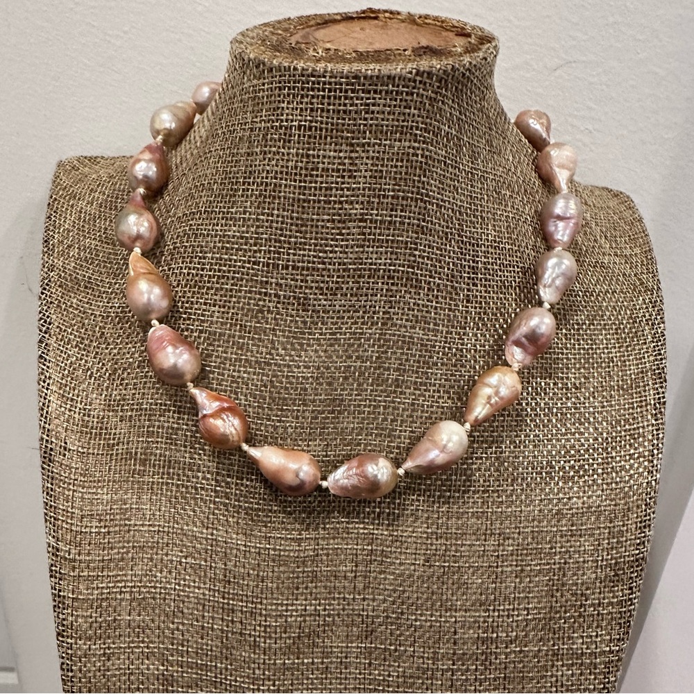 Jane Win 16” Pink Baroque Pearl Strand